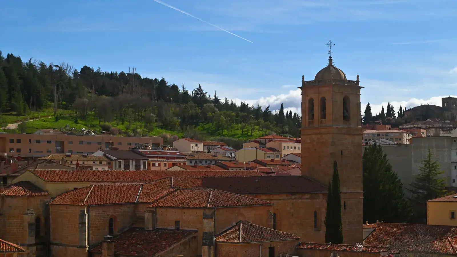 Mudanzas en Soria y provincia Panorámica de la ciudad de Soria — Mudanzas La Seda Soria